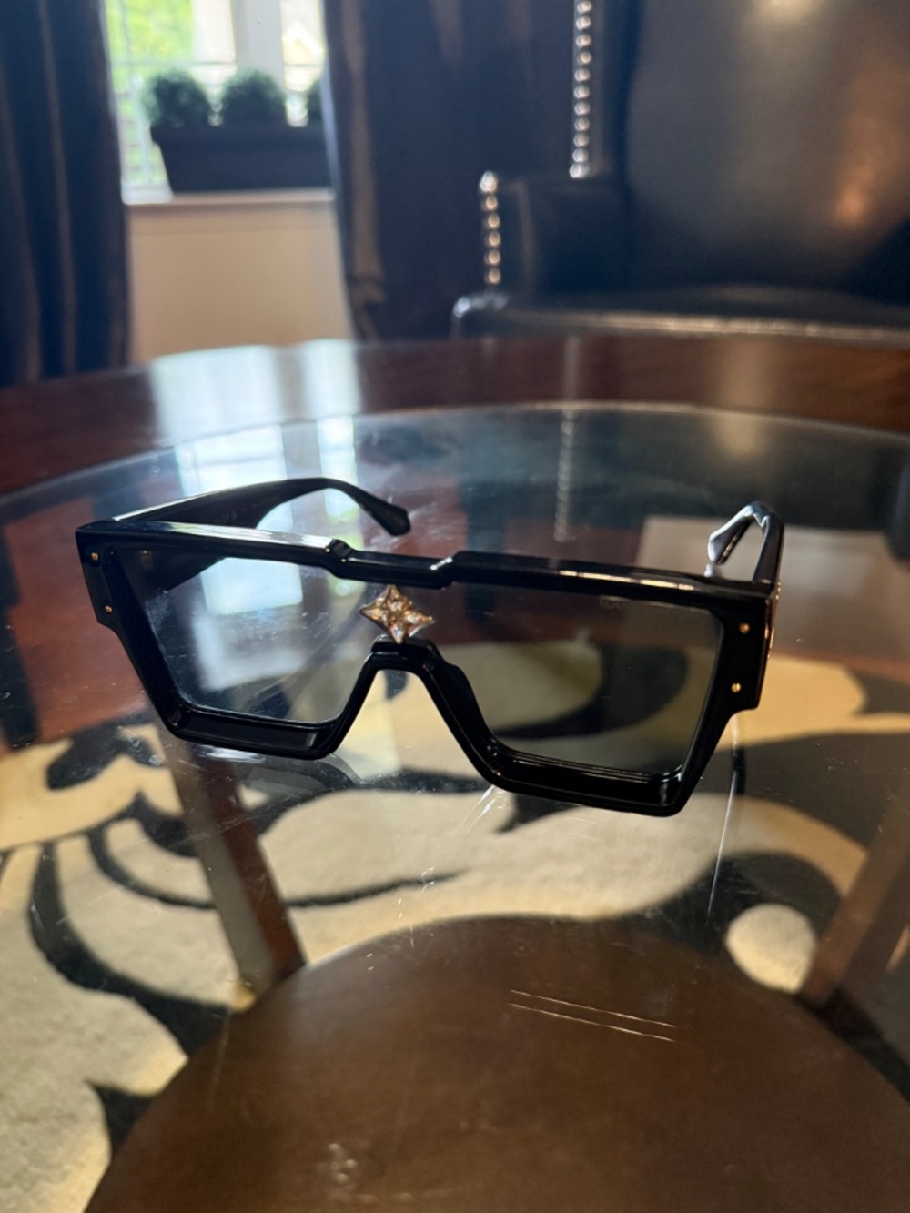 Louis Vuitton Cyclone Sunglasses - Picture 4 of 6